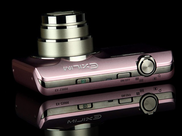 卡西欧Z3000数码相机 轻薄机身下的全能表现